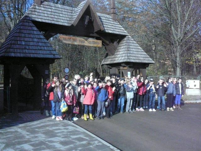 25.10.2013_WYCIECZKA DO BIAŁOWIEŻY02.JPG